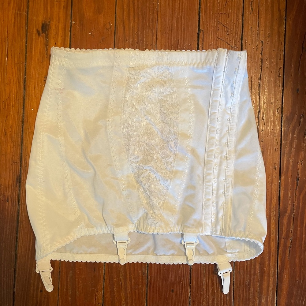 Berdita garter girdle White size 38